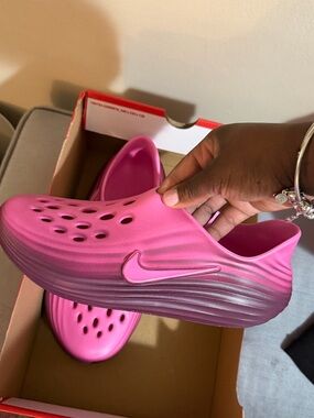 Nike Pink to Magenta Gradient Slip-On Clog
